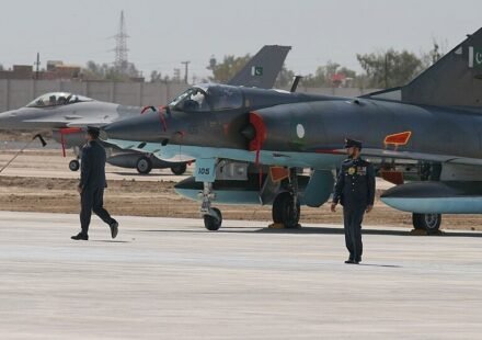 PAkistan jets F-16C