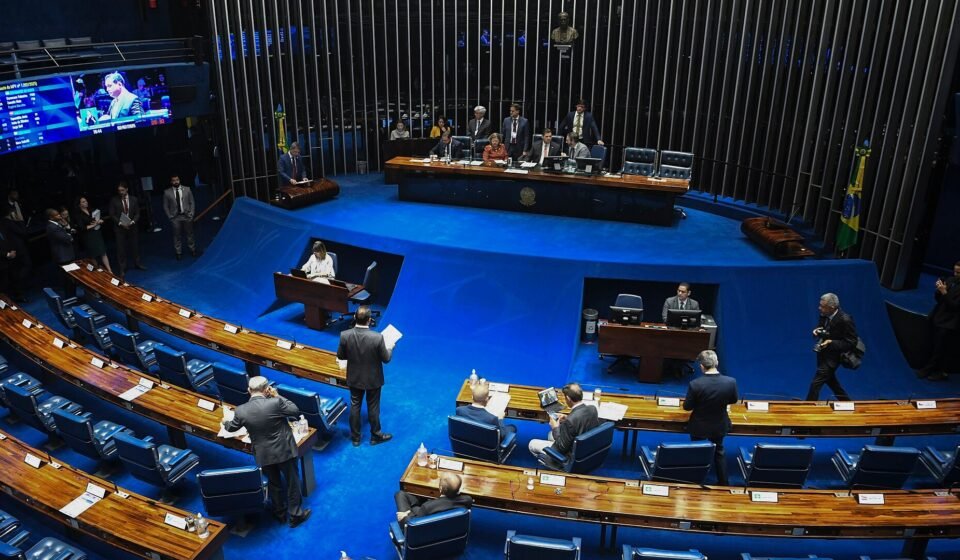 Brazil Senate Approves Shorter Workweek in Major Win for Lula Ahead of Presidential Runoff Brazil’s Senate