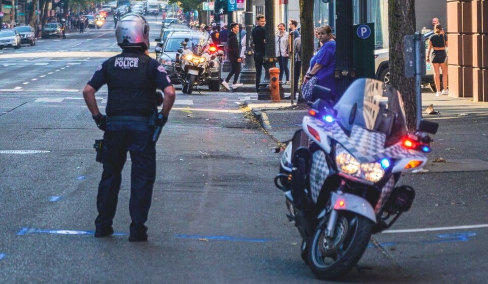 Four Dead, Including Three Children, in Oregon Elementary School Shooting Oregon police school emergency response